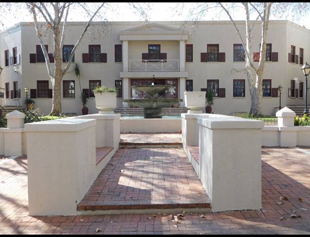 200M² OFFICE TO LET IN FERNDALE